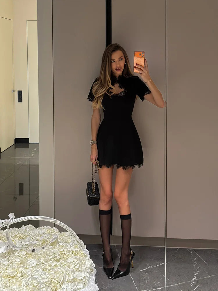 Lace Patchwork Hollow Out Bodycon Sheath High Collar Women Dresses Half Sleeves Outfits Sexy Club Fashion Female Mini Vestidos