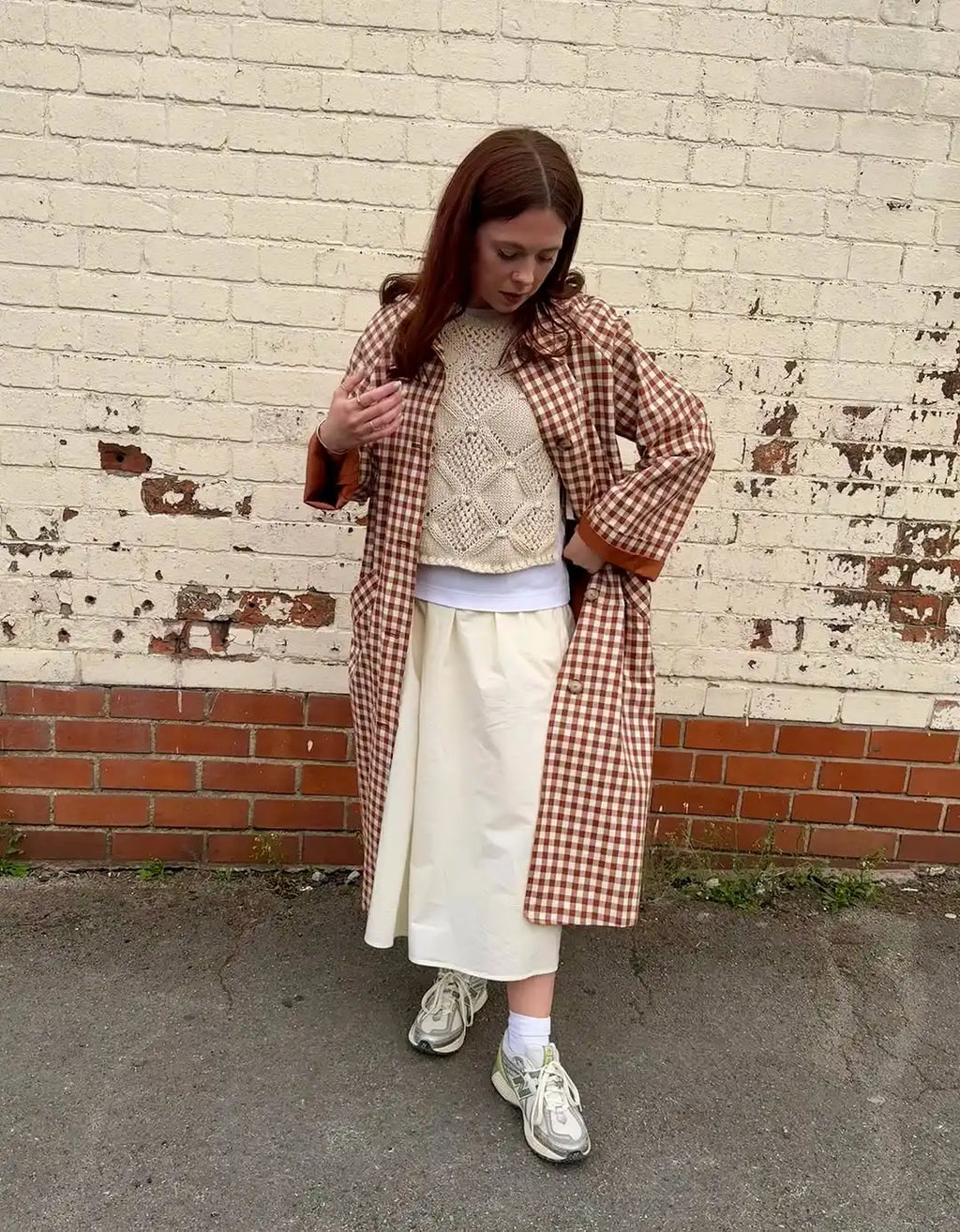 Women Red Plaid Long Trench Coat Casual Lapel Single Breasted Full Sleeve Windbreaker Jacket 2025 Autumn New Lady Streetwear