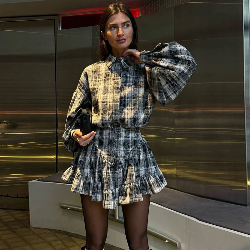 Casual Retro Plaid Women's Dresses Puff Sleeve Turndown Collar Ruffly Short Dresses Women New Fashion Vintage Loose Dress