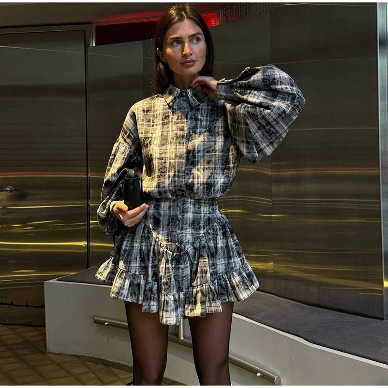 Casual Retro Plaid Women's Dresses Puff Sleeve Turndown Collar Ruffly Short Dresses Women New Fashion Vintage Loose Dress
