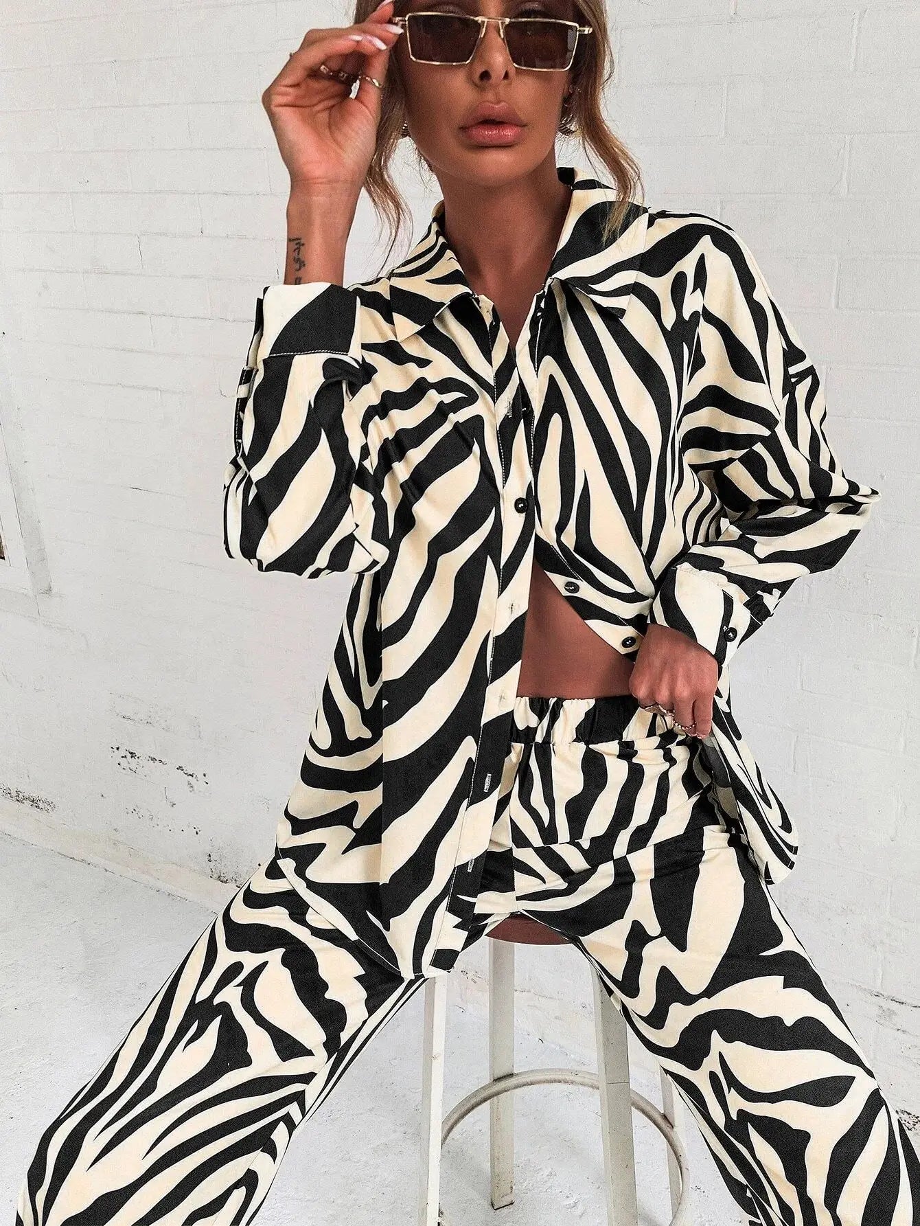 2026 Cross border Hot Edition Street Trendy Print Trouser Set Long Sleeve Full Screen Print Off Shoulder Shirt Set